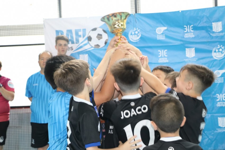 Futsal Infantil: Santos Lugares se consagr campen en el torneo BAFI 