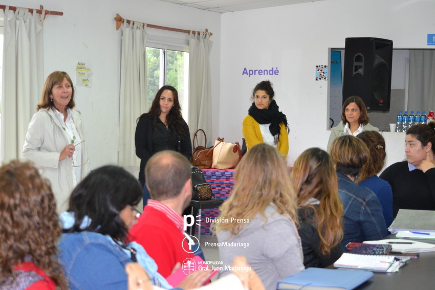 Asesores curriculares de la Provincia dictan capacitacin en Madariaga