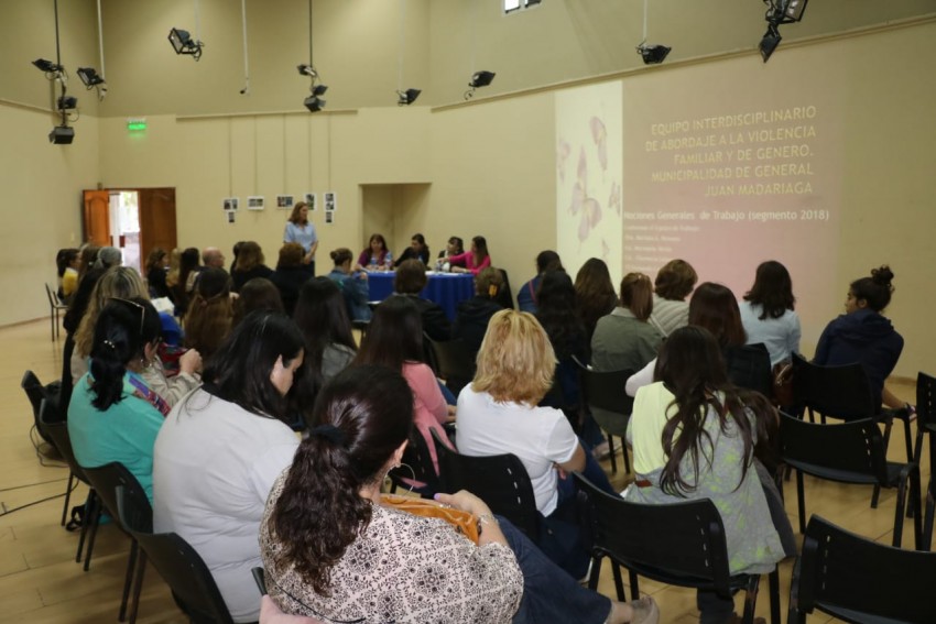 Realizaron la charla informativa para la eliminacin de todo tipo de v