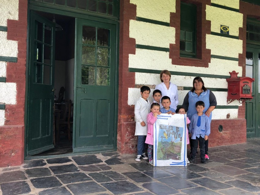 Alumnos del Paraje Trelles visitaron la ciudad