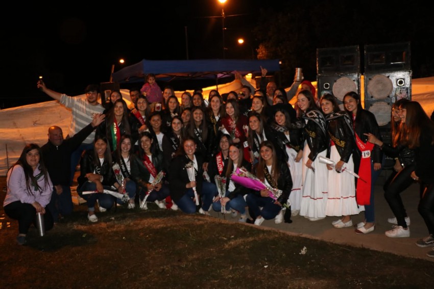 La noche de fogones convoc a multitudes en distintos puntos de la ciu