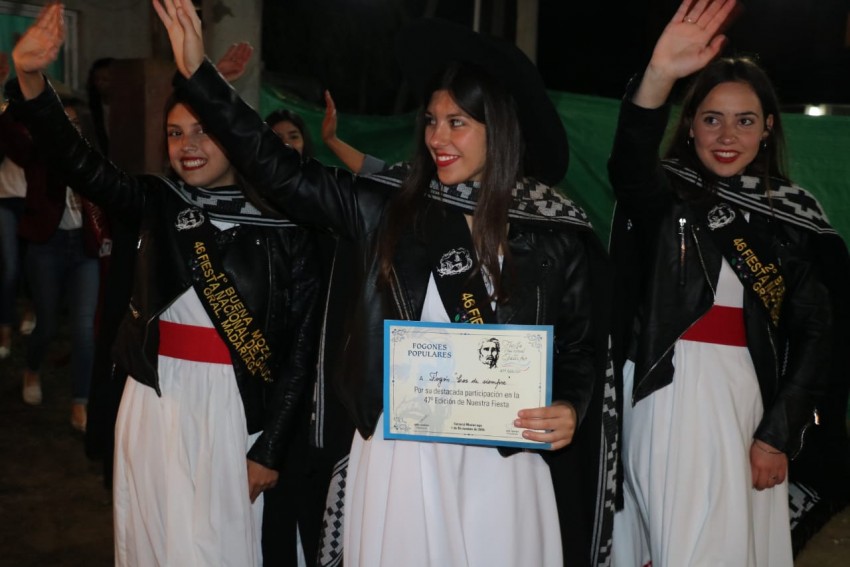 La noche de fogones convoc a multitudes en distintos puntos de la ciu