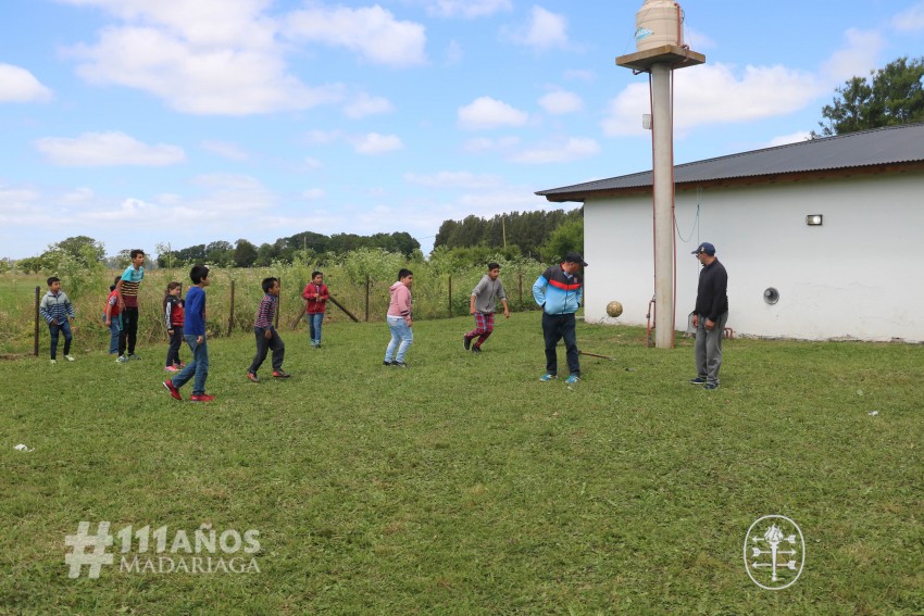 Los chicos de Macedo festejaron el cierre anual de la Escuelita de ft
