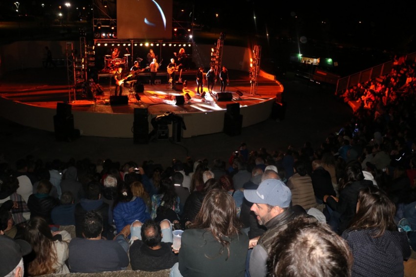 PRISMA colm el Anfiteatro con su experiencia Pink Floyd