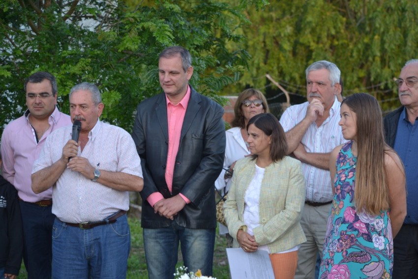 Entregaron el terreno en donde se levantar la Sociedad de Fomento del