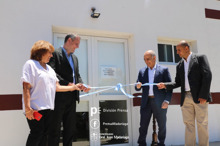 Quedaron inaugurados el vacunatorio y laboratorio del Hospital Municip