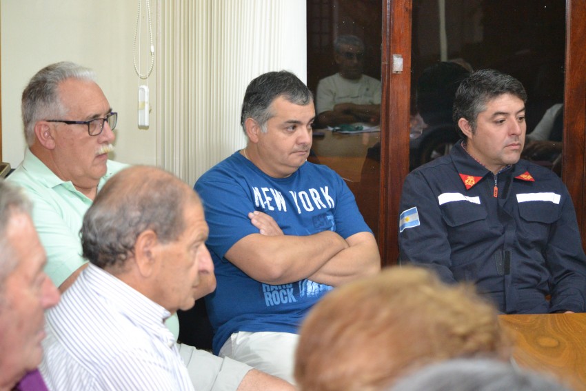 El intendente particip del acto de entrega de mando a la nueva comisi