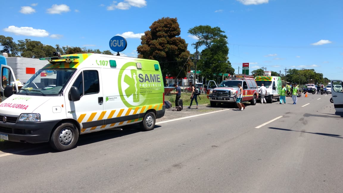 Choque por alcance provoca corte total en la Autov�a Madariaga � Pinam