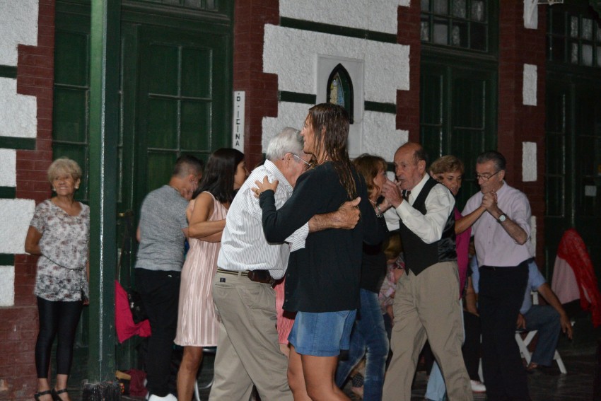 El 2x4 brill en las tardecitas Culturales de este sbado