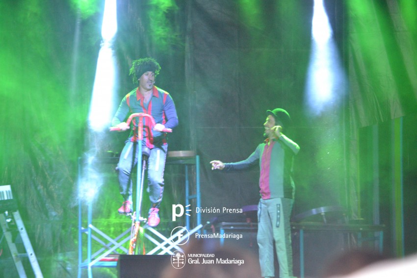 La Pipetu deslumbr con su espectculo en el Predio de la Estacin y 