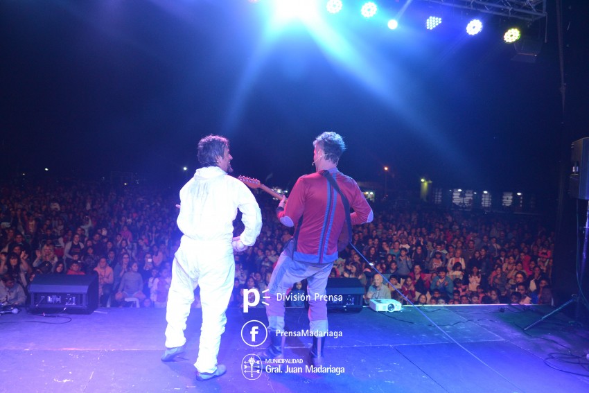 La Pipetu deslumbr con su espectculo en el Predio de la Estacin y 