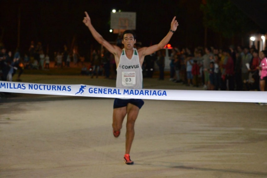 Luis Molina y Micaela Levaggi marcaron el camino en las 5 Millas Noctu