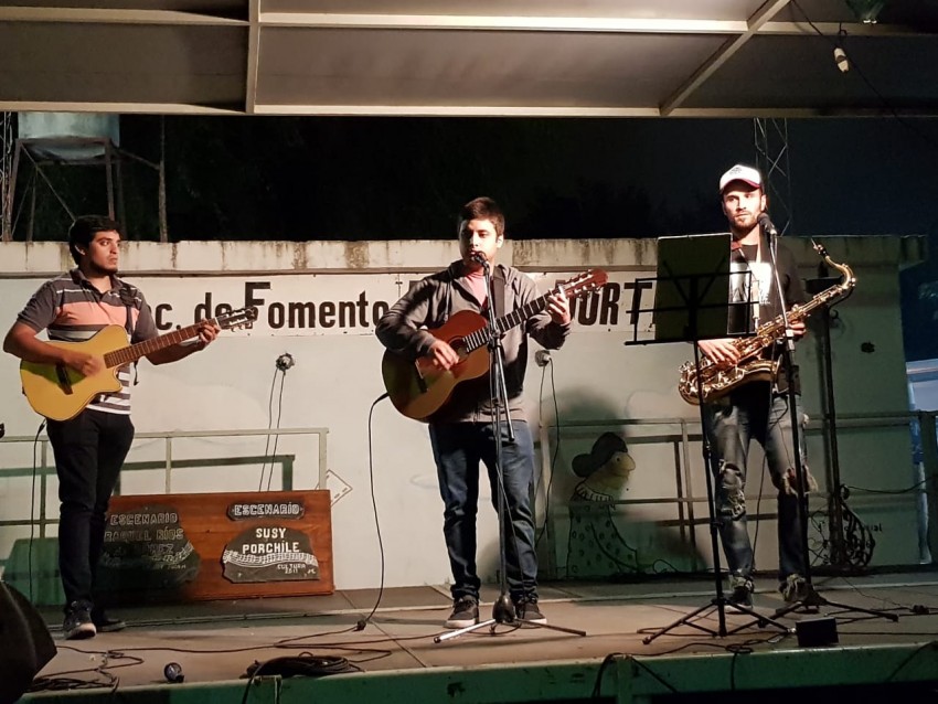 El Barrio Norte entreg otra destacada noche al ciclo Folclore en los 