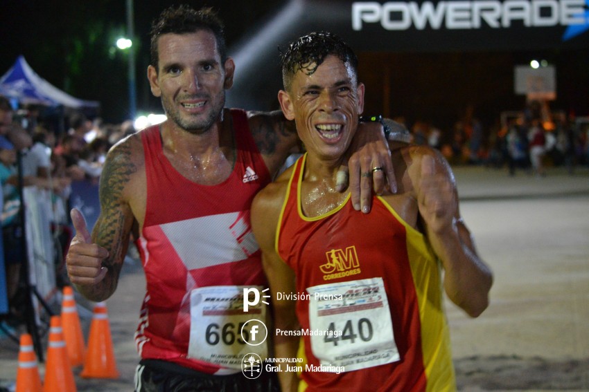 Las 5 Millas Nocturnas en fotos