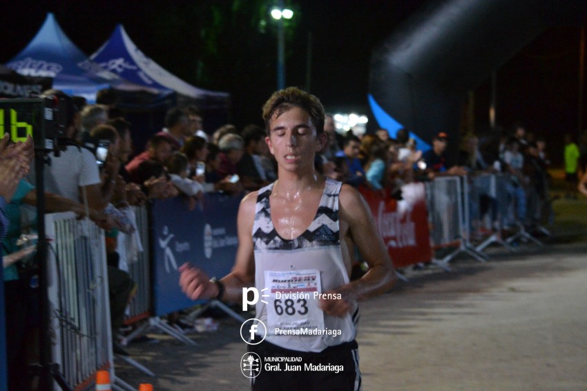 Las 5 Millas Nocturnas en fotos