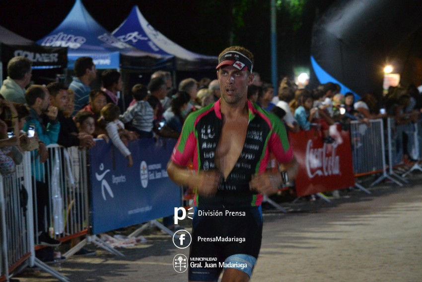 Las 5 Millas Nocturnas en fotos