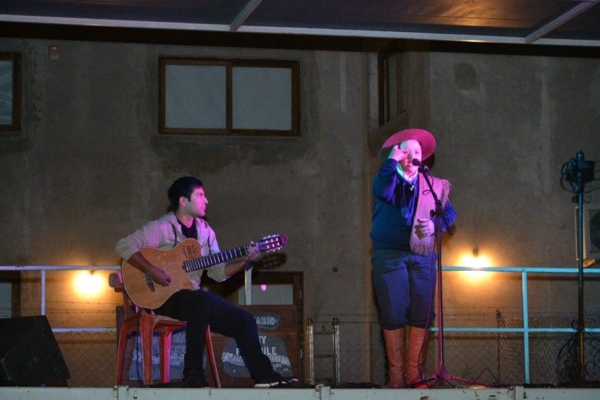 Folclore en los Barrios tiene nuevos finalistas para el cierre del cic