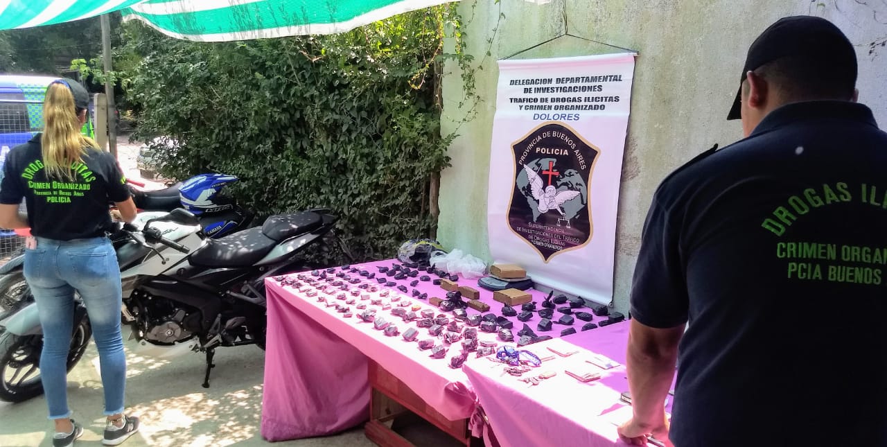 Secuestraron 3 kilos de marihuana y desarticularon a 