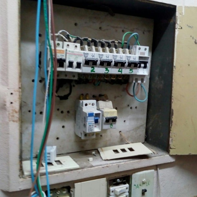 Avanzan los arreglos y refacciones en los establecimientos escolares d