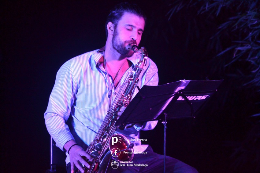 Con cuatro disertaciones y show musicales cerr el ciclo 