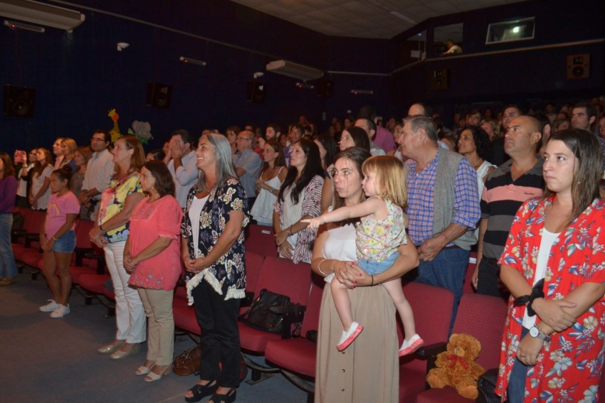 Egresaron los alumnos del maternal 