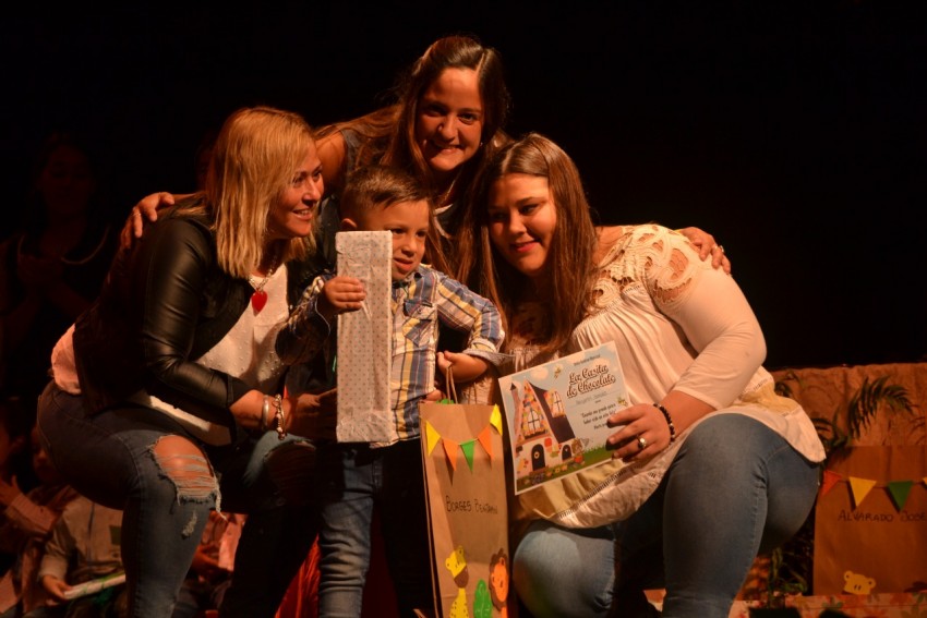 Egresaron los alumnos del maternal 