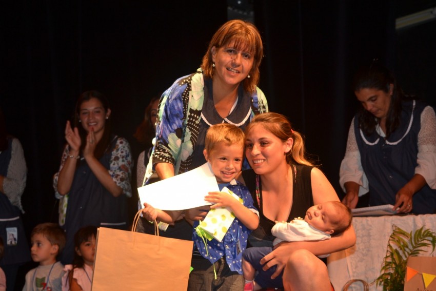 Egresaron los alumnos del maternal 