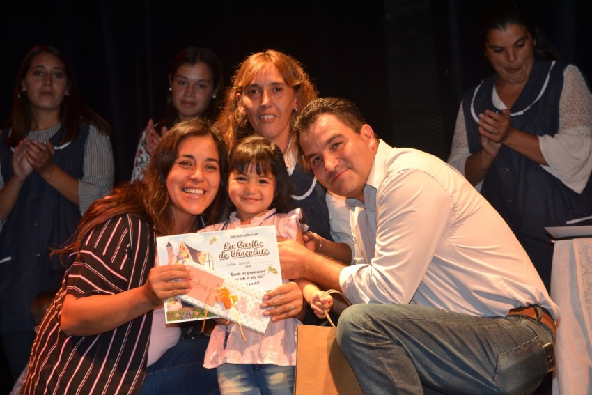 Egresaron los alumnos del maternal 