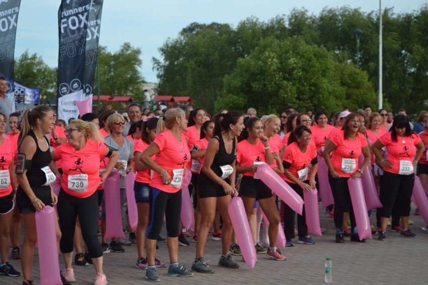 La Carrera de la Mujer tuvo su pico de participaci�n y m�s de 300 corr