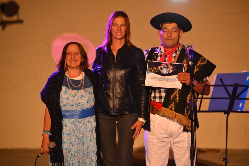 Folclore en los Barrios cerr su ciclo 2019 en el Paseo del Bicentenar