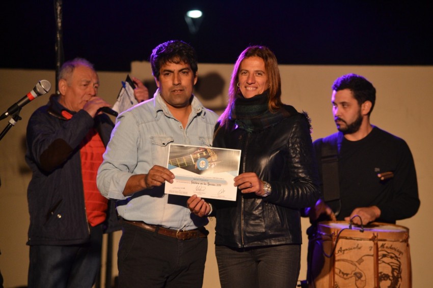 Folclore en los Barrios cerr su ciclo 2019 en el Paseo del Bicentenar