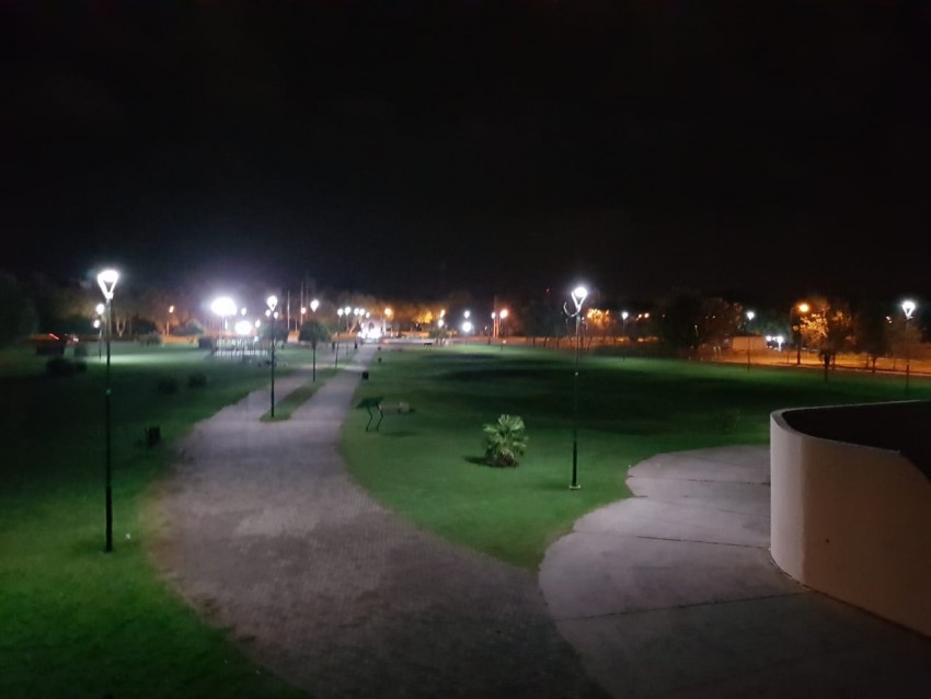 Instalaron nueva luminaria en el Paseo del Bicentenario