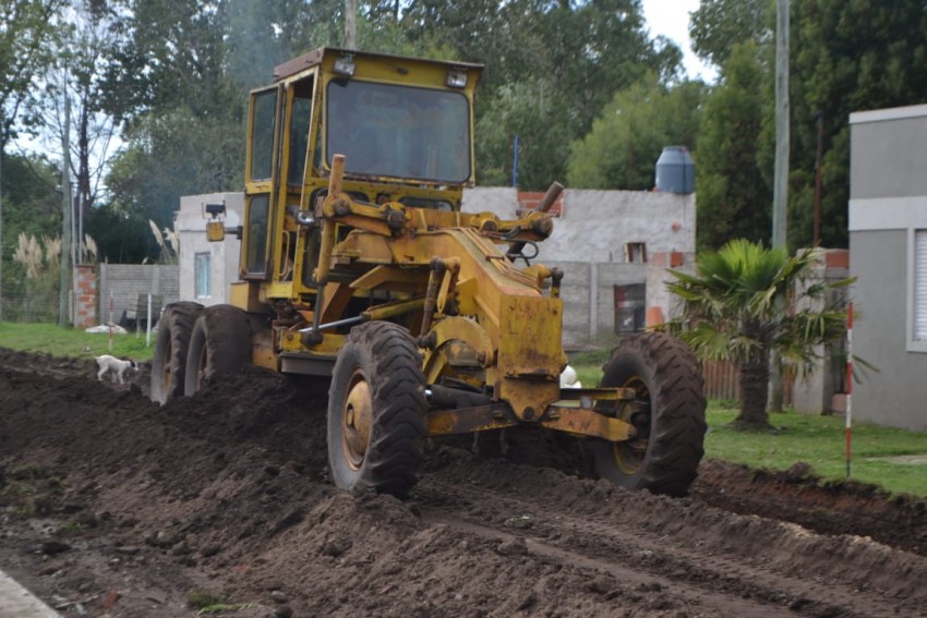 Comenzaron con los trabajos de cordn cuneta en el barrio San Martn B