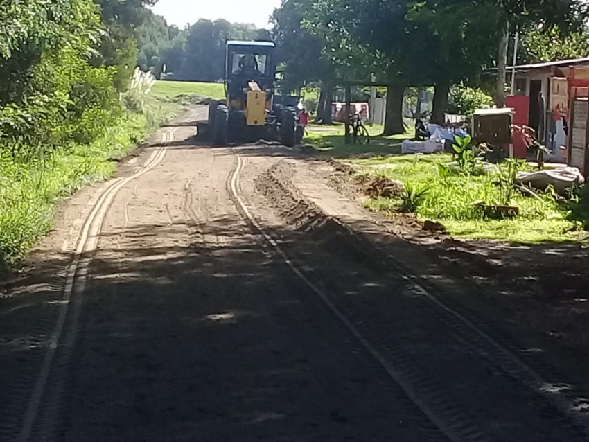 Continúan la limpieza de canales y la mejora de calles
