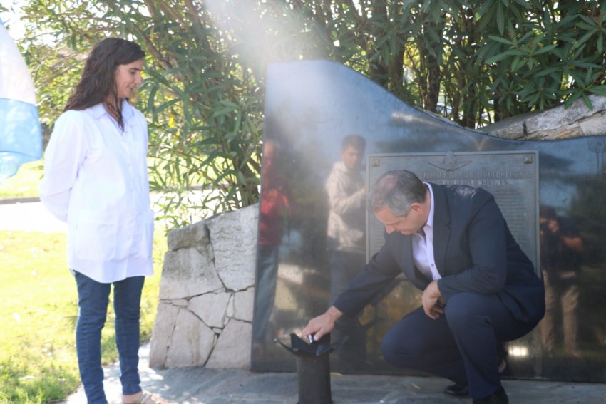 Con un concurrido acto recordaron a los Veteranos y cados en Malvinas