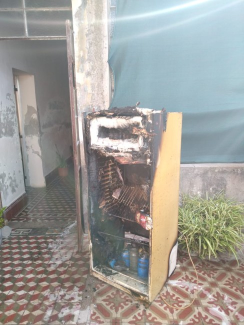 Bomberos controlaron un incendio declarado en Moreno al 900