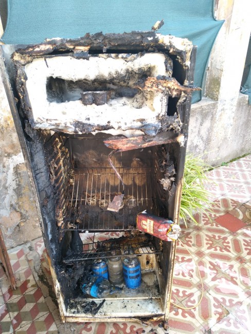 Bomberos controlaron un incendio declarado en Moreno al 900