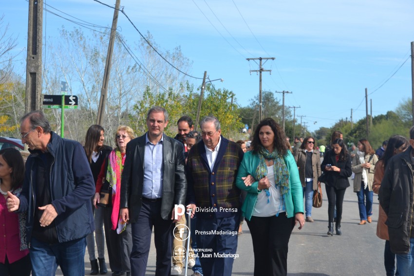 Quedó inaugurado el asfalto de la calle México