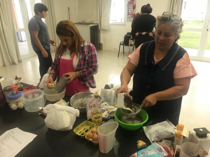 Brindaron un taller de cocina por el Da Internacional del Celaco