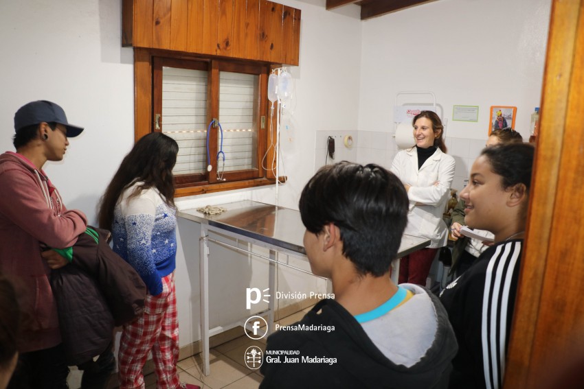 Alumnos de secundaria se concientizaron sobre la tenencia responsable