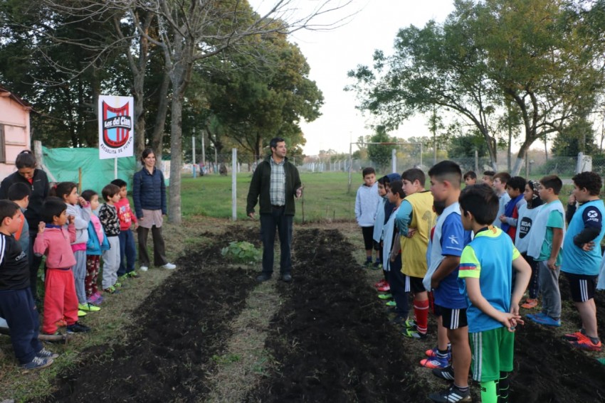 El Programa Municipal de huertas lleg al club