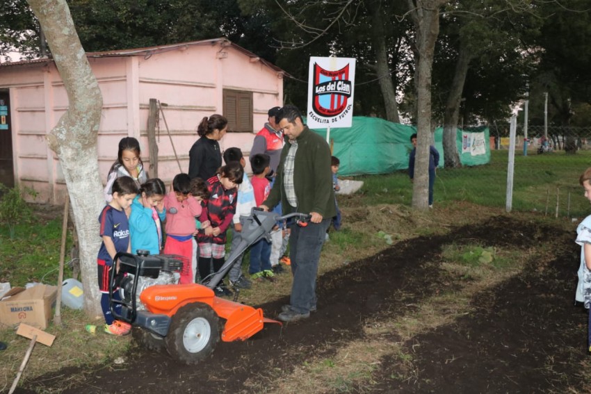 El Programa Municipal de huertas lleg al club