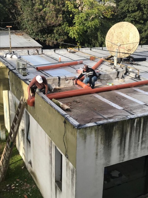 Completaron otra fase de la construccin de cisterna de agua