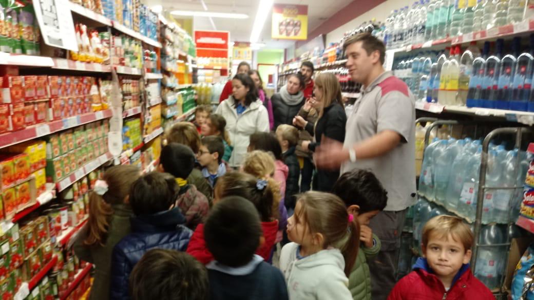 Personal de Bromatolog�a brind� una charla a ni�os del jard�n