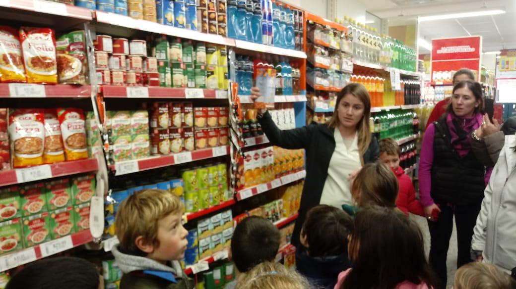 Personal de Bromatolog�a brind� una charla a ni�os del jard�n