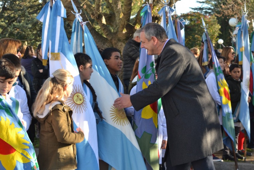 Se realiz� el acto protocolar y el tradicional Tedeum por el 25 de may