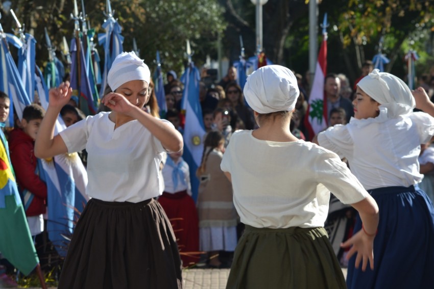 Se realiz� el acto protocolar y el tradicional Tedeum por el 25 de may