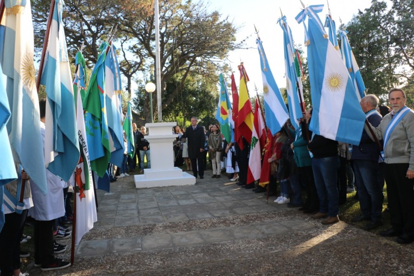 Se realiz� el acto protocolar y el tradicional Tedeum por el 25 de may