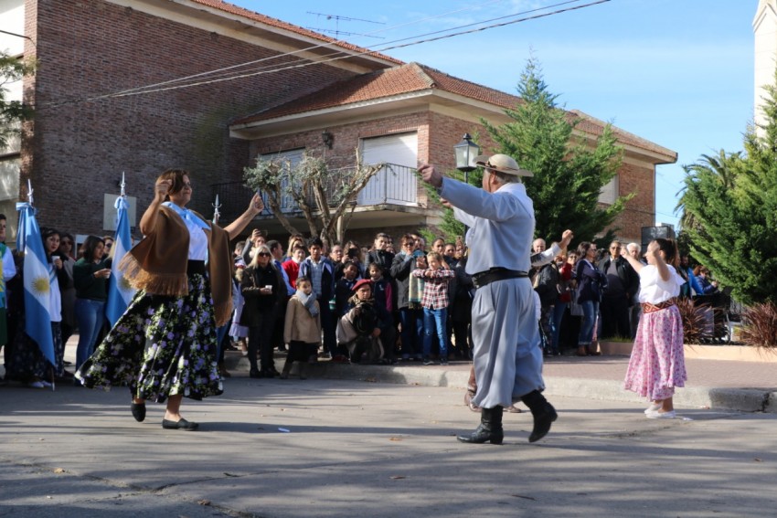Se realiz� el acto protocolar y el tradicional Tedeum por el 25 de may
