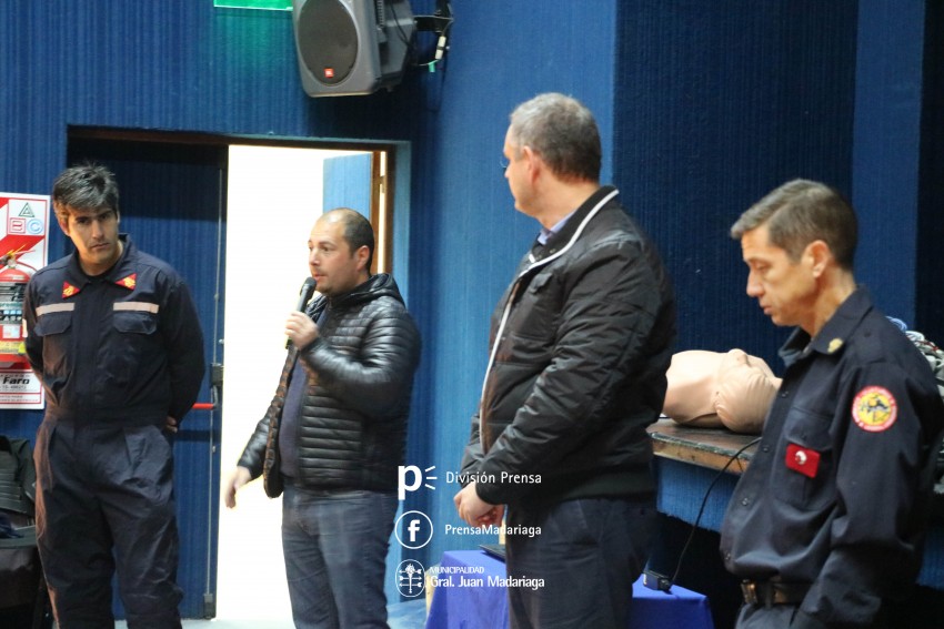 Empleados municipales recibieron instrucci�n en RCP